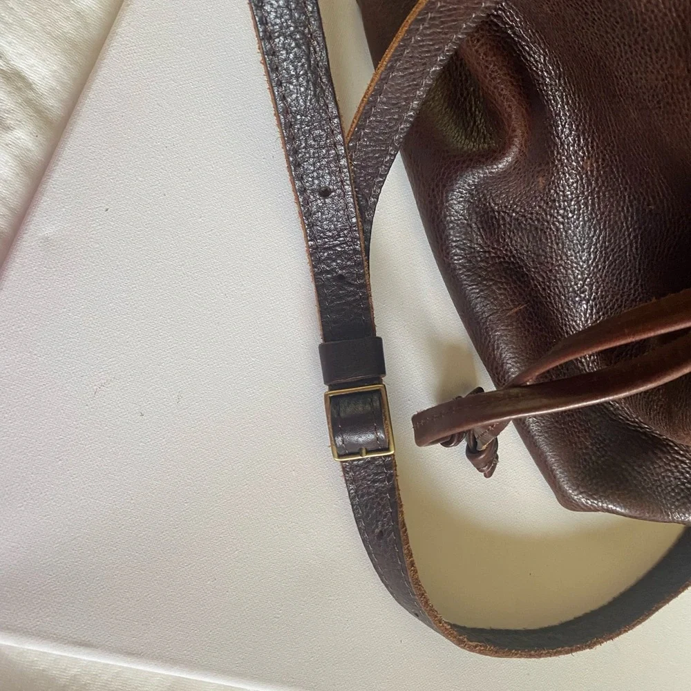 Portland Leather Rich Brown Shoulder Bag - Picture 5 of 5